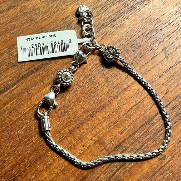 Brighton Twinkle Slide two-charm bracelet with heart 5-link dangle attachment - Picture 3 of 5